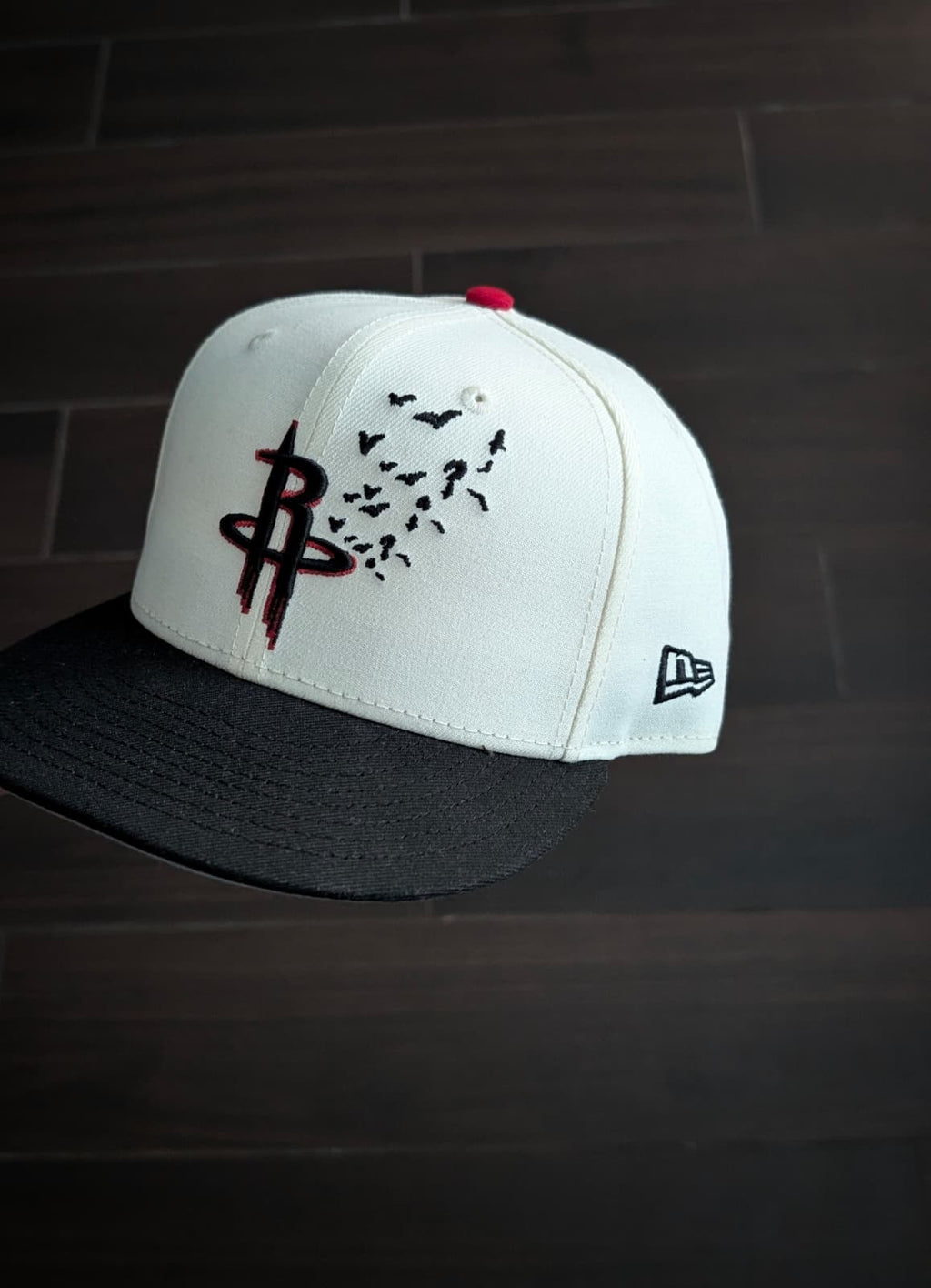 Houston Rockets Bats New Era 59FIFTY Fitted – Chrome / Black / Chrome UV