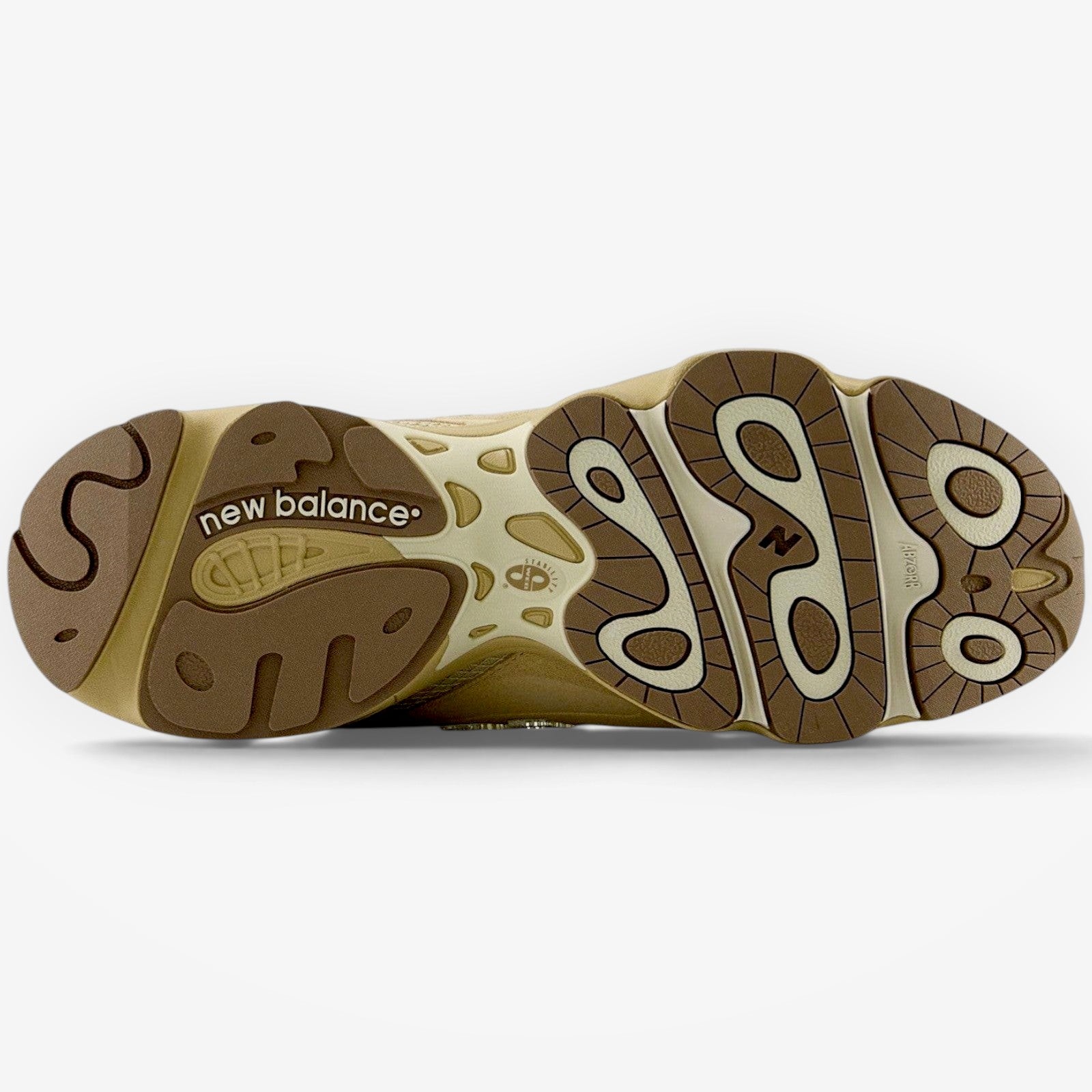METRO New Balance 1000 sneaker outsole in incense and black featuring a segmented design with ABZORB cushioning