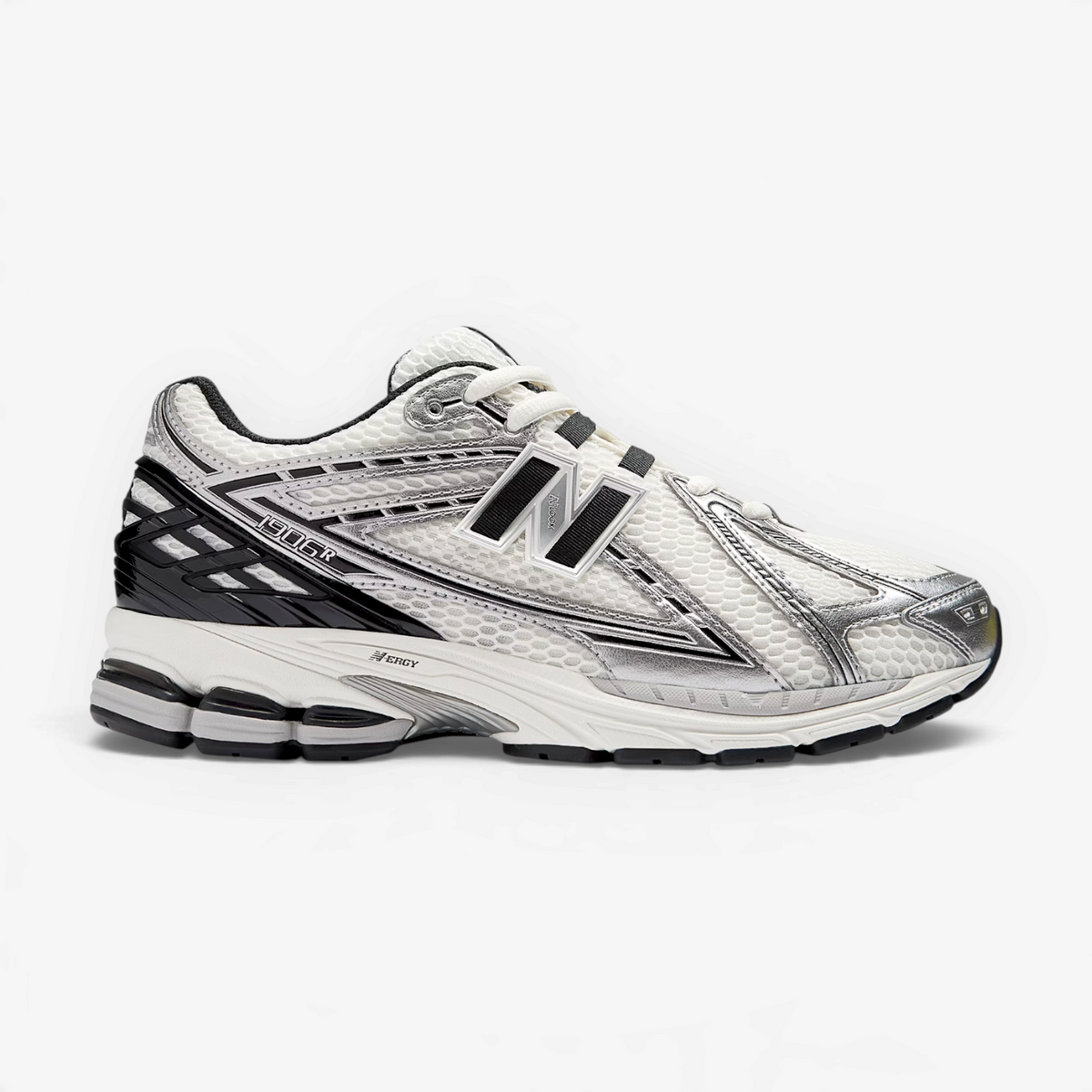 METRO New Balance 1906R retro runner in silver metallic, white, and sea salt with mesh and synthetic overlays.