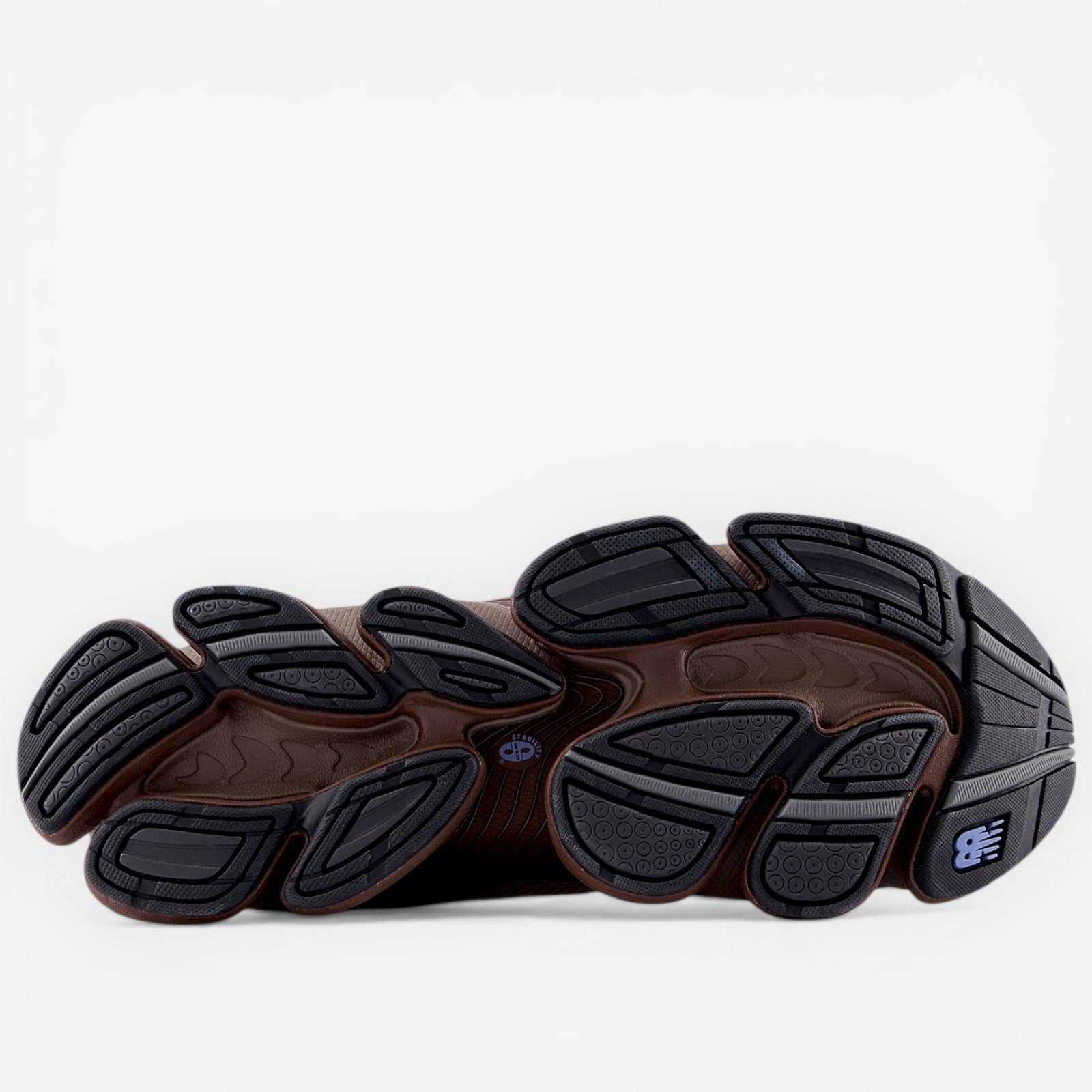 METRO New Balance 2000 Pumpernickel brown mesh sneakers with blue cushioning and reflective accents.