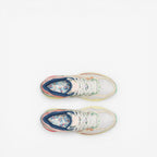 METRO Saucony ProGrid Omni 9 beige and blue mesh sneakers with floral insoles and reflective details.
